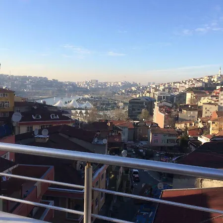 Haliçte Bir şirin Ev Pansiyon İstanbul